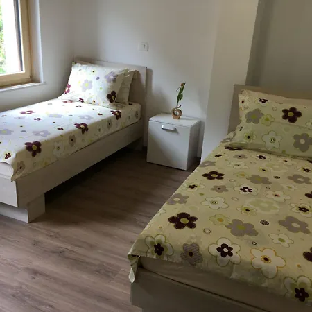 Lapanja 2 Mit Gemeinschaftsgarten By Interhome *