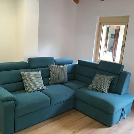 Lapanja 2 Mit Gemeinschaftsgarten By Interhome * Slap ob Idrijci