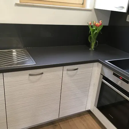 شقة Lapanja 2 Mit Gemeinschaftsgarten By Interhome *