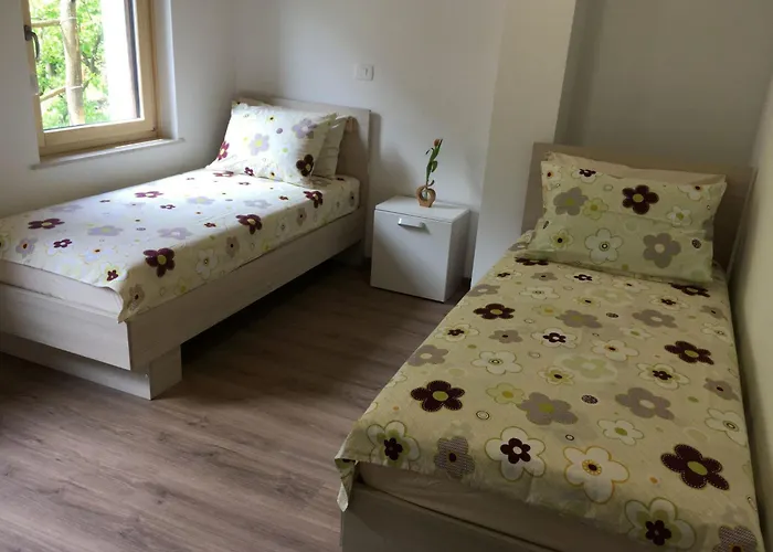 Lapanja 2 Mit Gemeinschaftsgarten By Interhome *