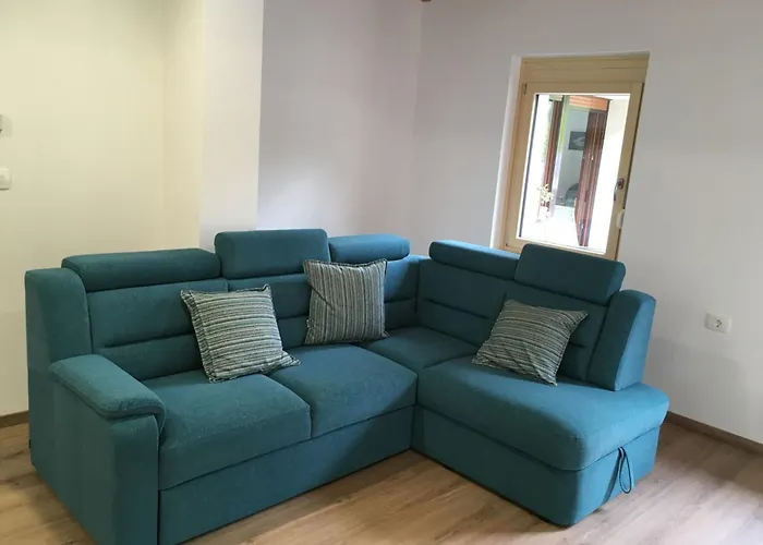 Lapanja 2 Mit Gemeinschaftsgarten By Interhome * Slap ob Idrijci